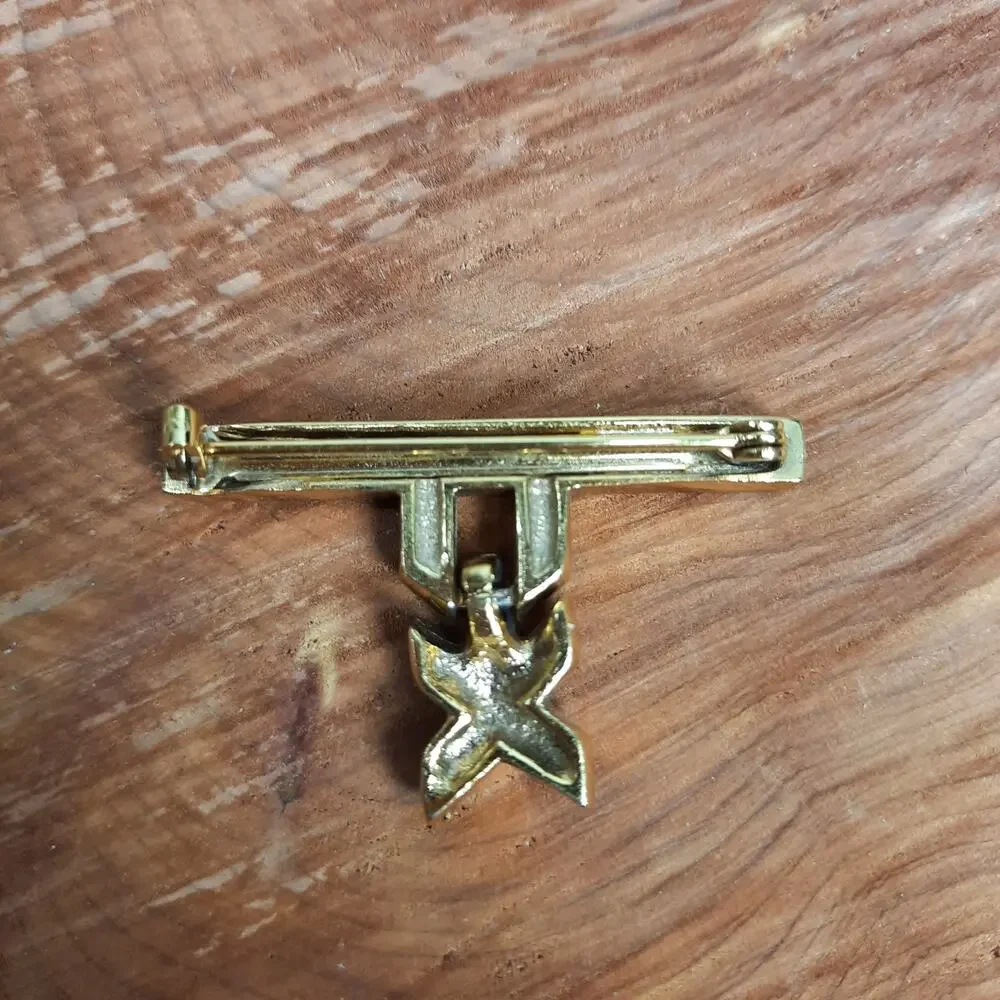 Vintage Gold Tone with Clear Rhines Stones Tie Pin or Brooch
